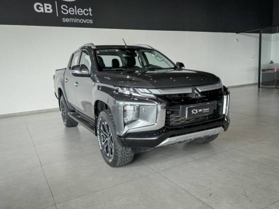 MITSUBISHI L200 TRITON 2.4 16V TURBO DIESEL SPORT HPE-S CD 4P 4X4 AUTOMÁTICO
